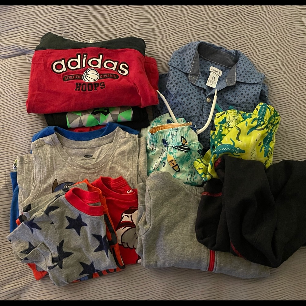 2T clothes lot